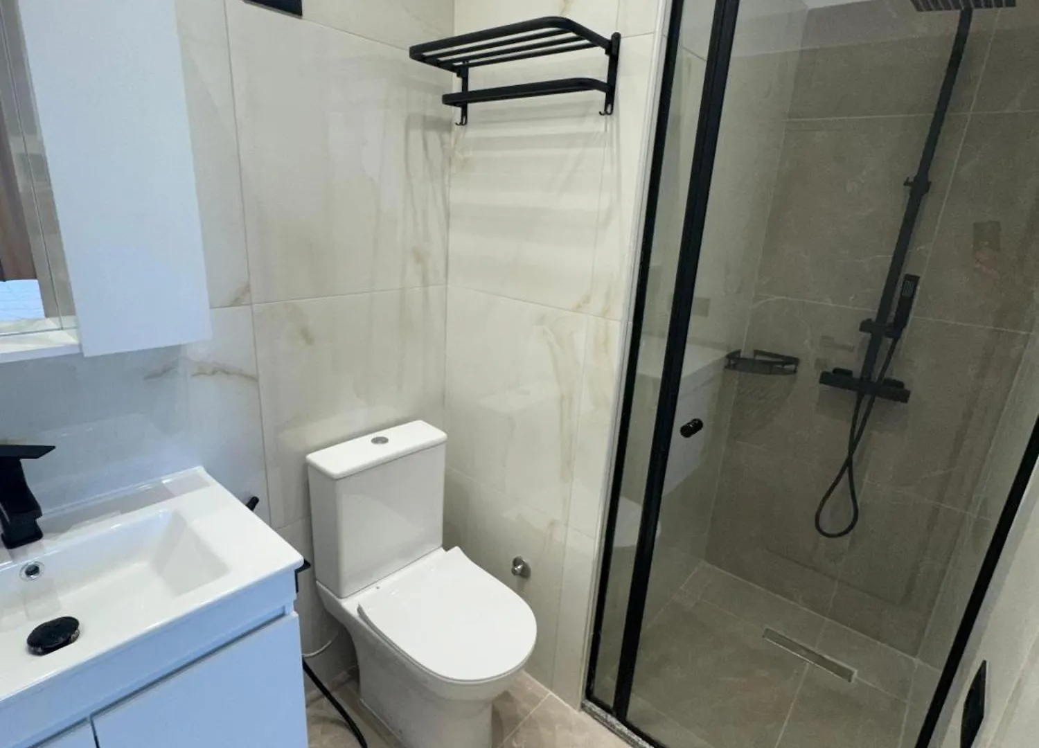 Hotel Tuyo Tirana